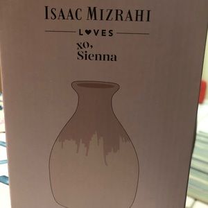 Issac Mizrahi Vase! BNWT!